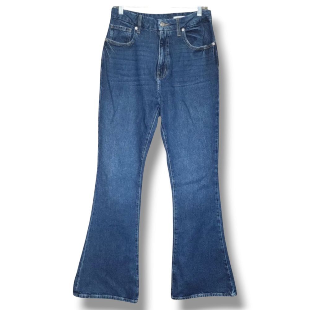 Curve Flare Jeans